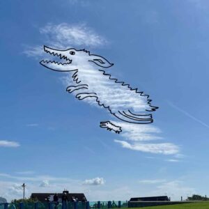 Schreiben für Kindergeburtstage, ein Wolkenfoto als Drache